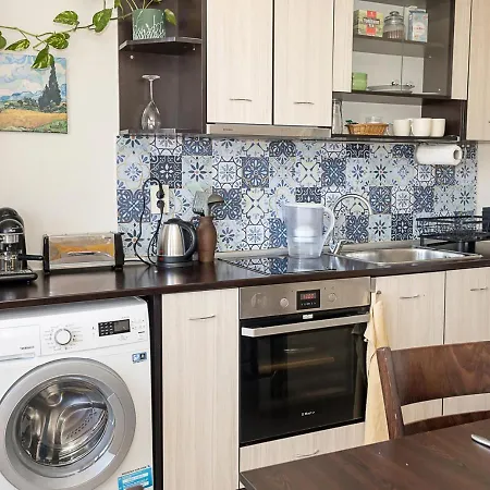 Cozy Sea-view Flat With Balcony In Galata, By Flat Manаger Varna